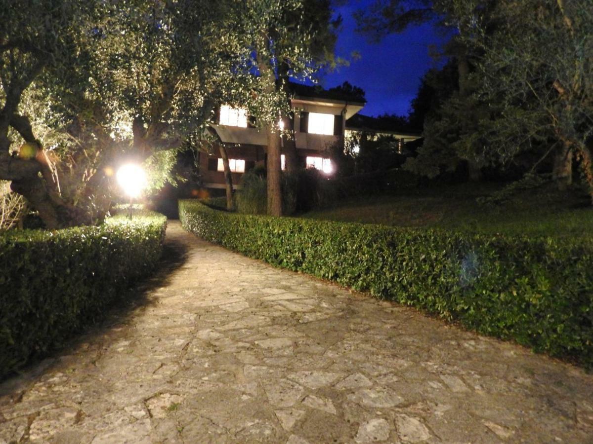 Villa Dall Acqua ペザロ エクステリア 写真