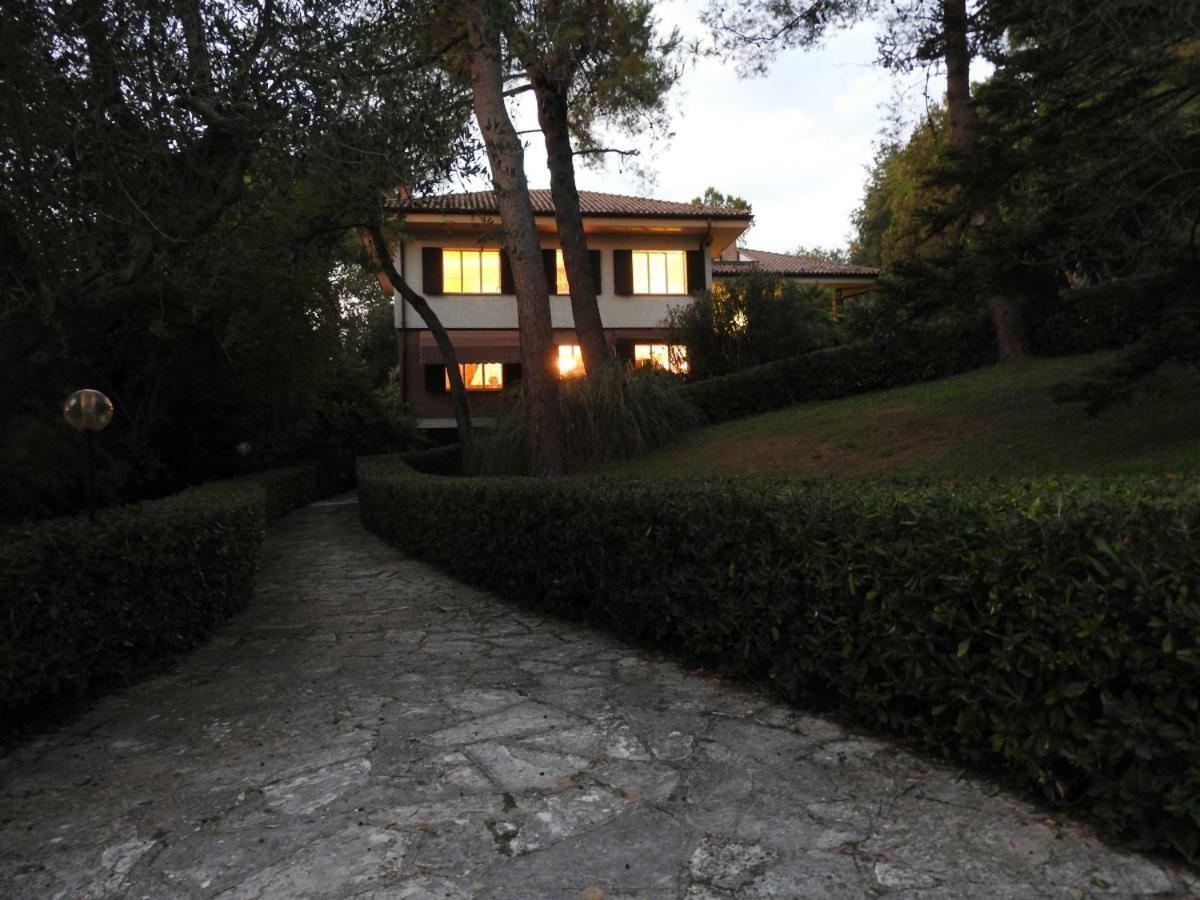 Villa Dall Acqua ペザロ エクステリア 写真